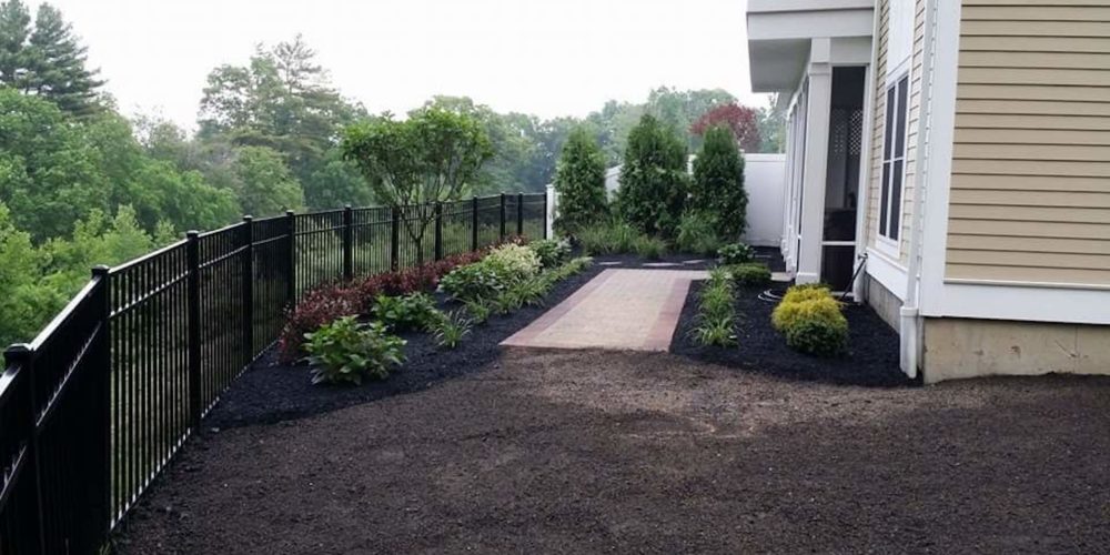 mulch-installation
